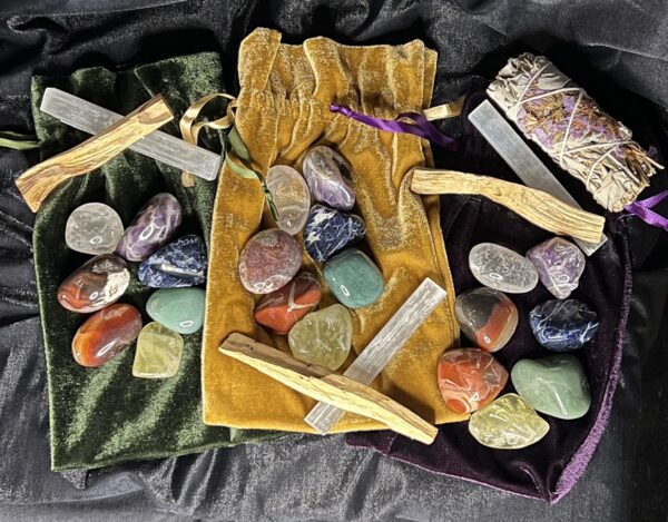 7 Crystal Chakra Set with Selenite Stick and Smudging Kit - Includes Purple Sinuata White Sage and Palo Santo