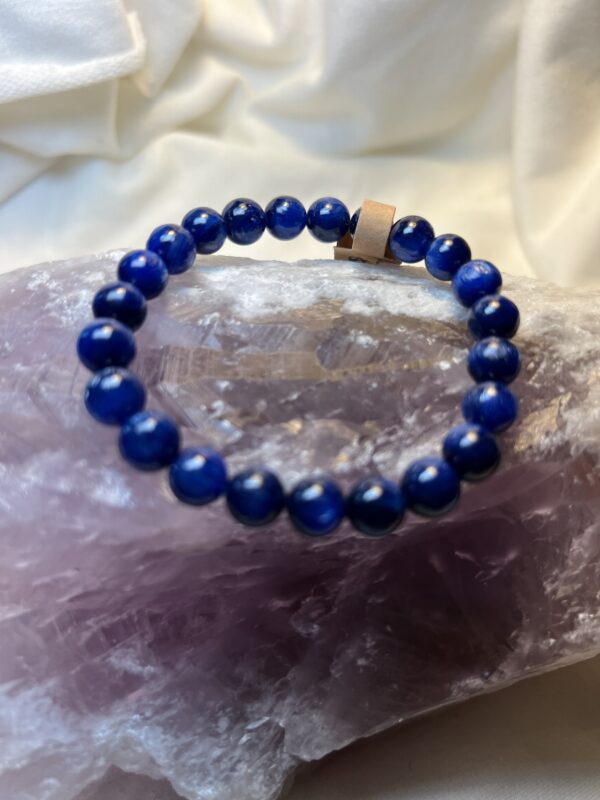 Kyanite Bracelet 8mm