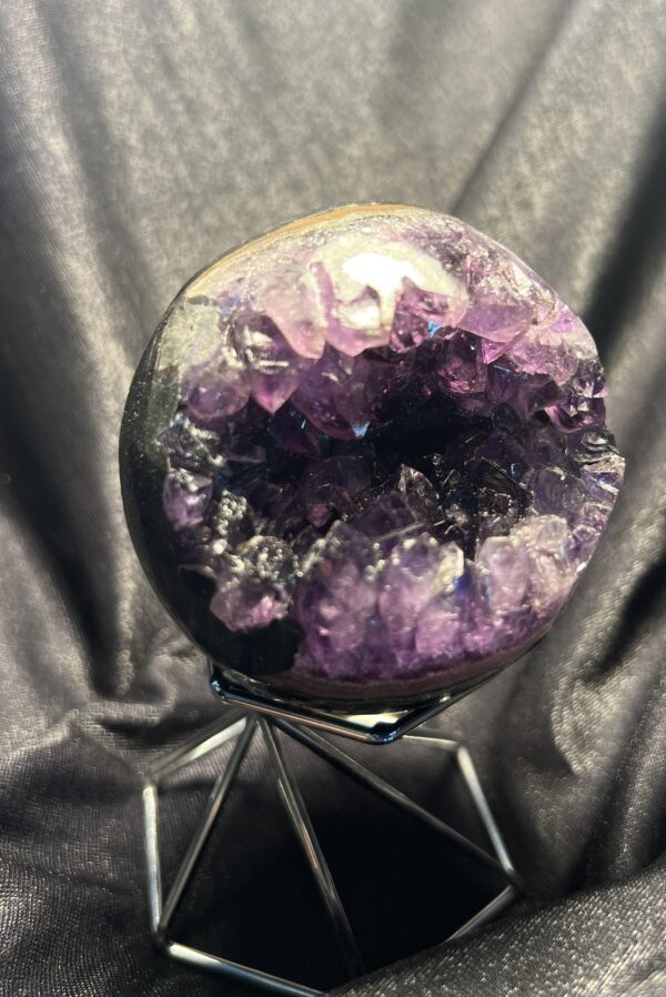 Amethyst Treasure Basin Geode - Image 2