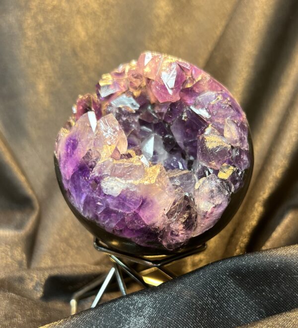 Amethyst Treasure Basin Geode - Image 2