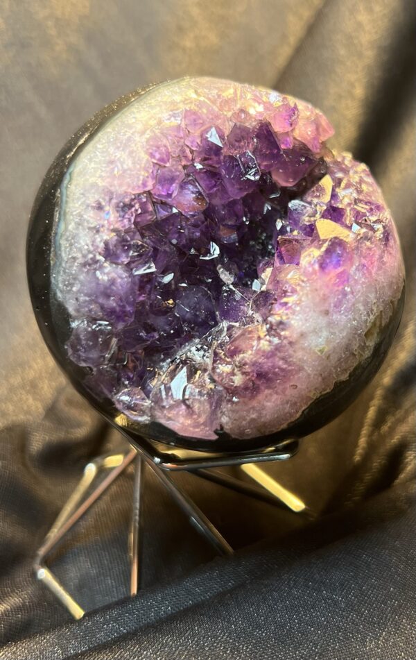 Amethyst Treasure Basin Geode - Image 2