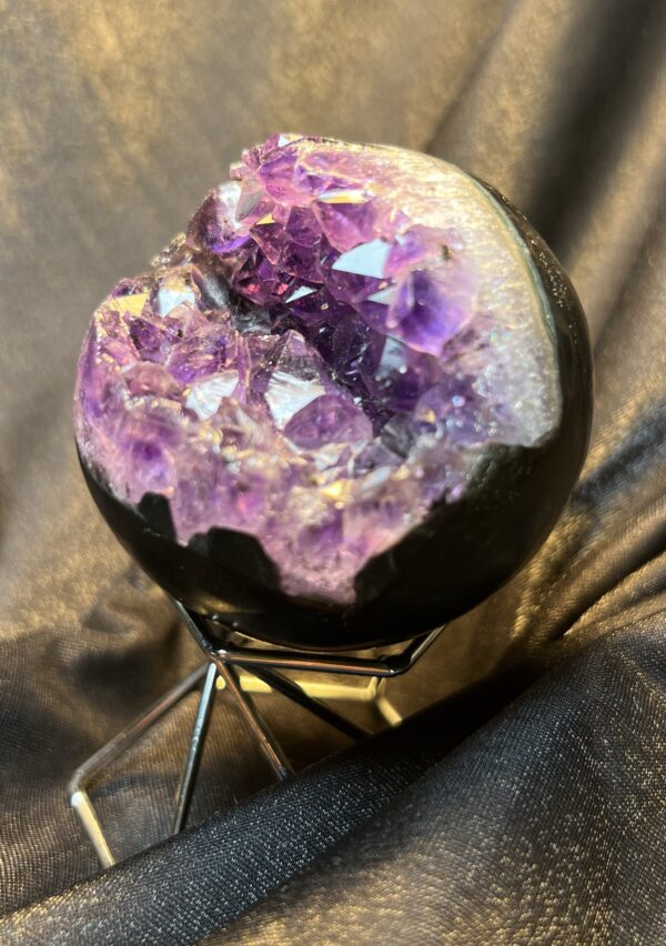 Amethyst Treasure Basin Geode - Image 2